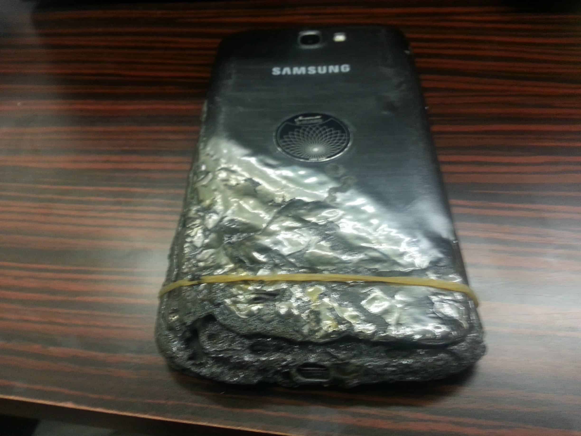 galaxy note 2 burned down 2